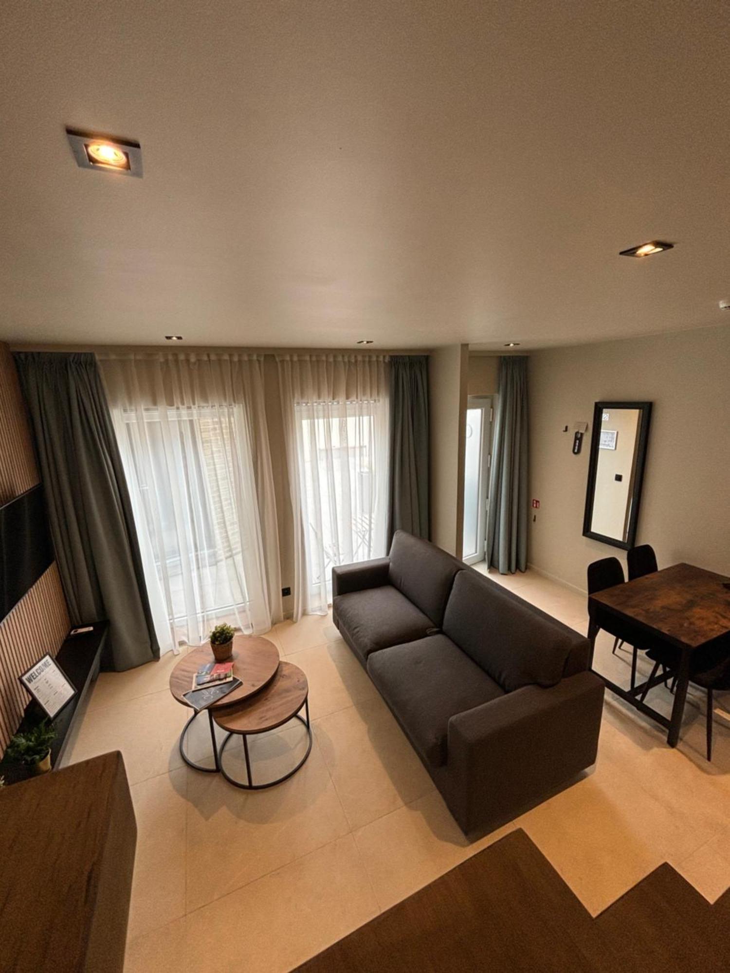 Hotel Mezza Notte Ronse Exterior foto